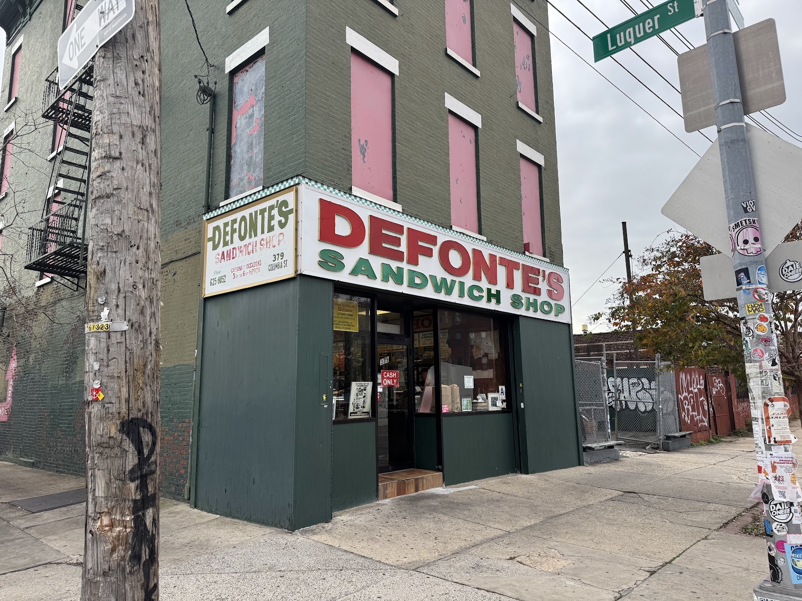 Defonte's Sandwich Shop in 