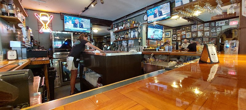 Food and interior photo 1 at Delaney's Hole In the Wall in Conway