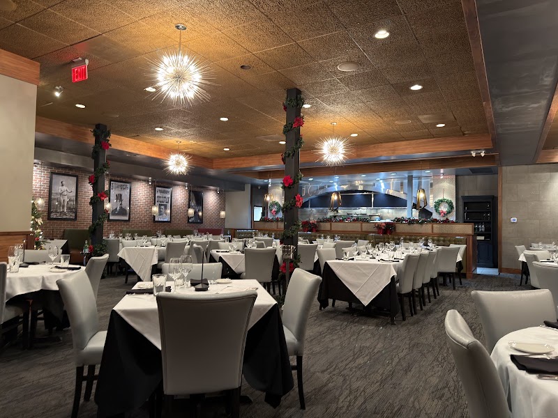 Food and interior photo 4 at Sullivan's Steakhouse in Wilmington