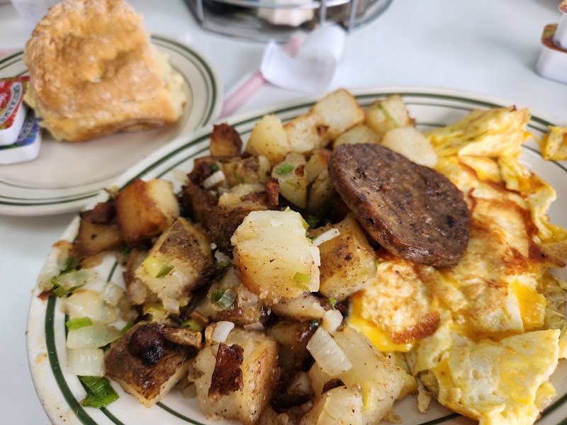 Food and interior photo 2 at Louie's Cafe in Baton Rouge
