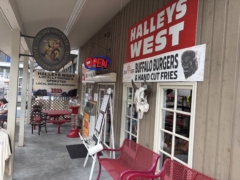 Halleys West in Keystone