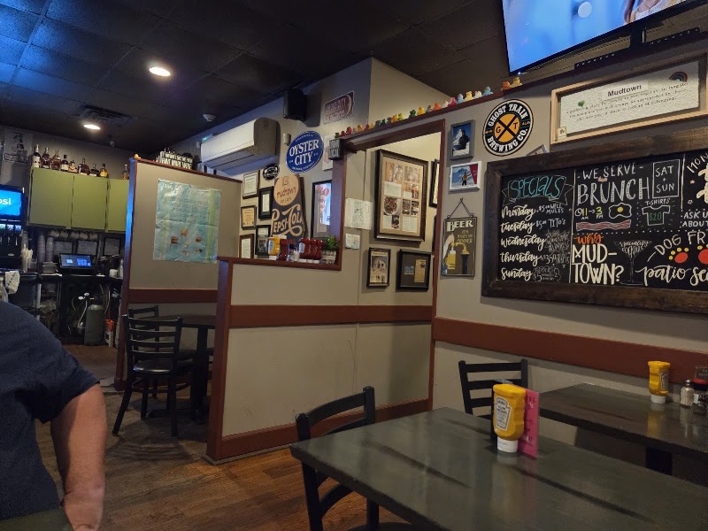 Food and interior photo 4 at Mudtown Eat & Drink in Birmingham