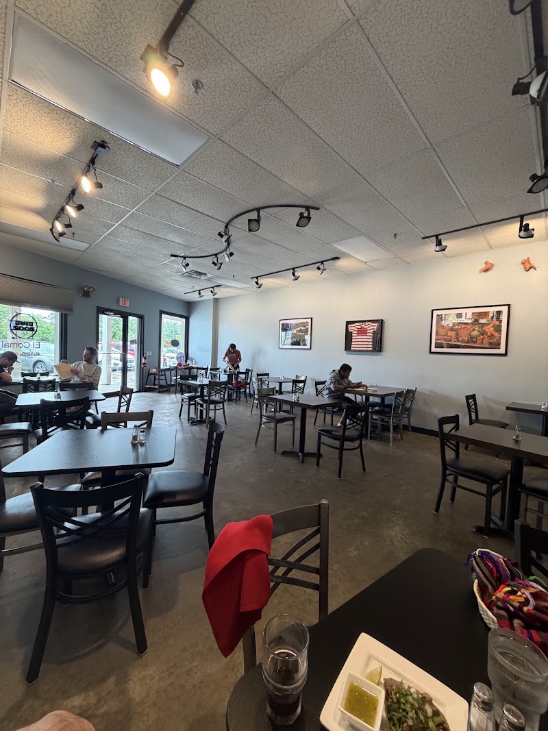 El Comal Mexican Cuisine in Williston