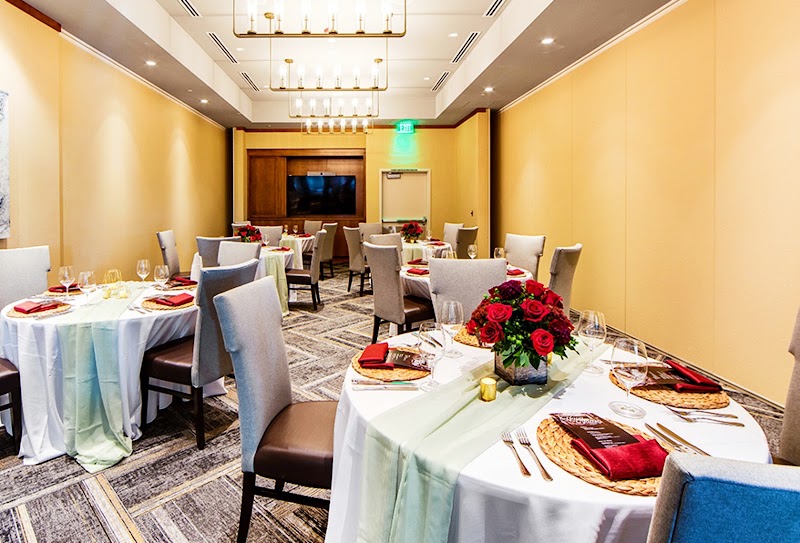 Fleming’s Prime Steakhouse & Wine Bar in Providence