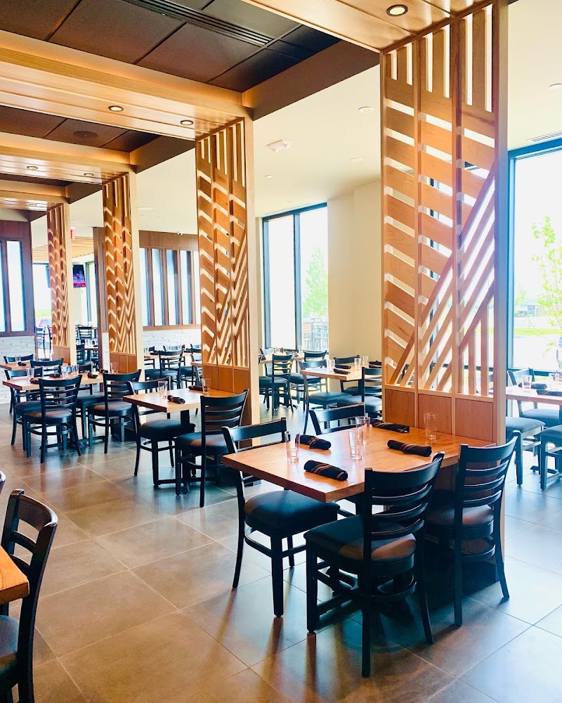 Roots. Seasonal Cuisine in Lee's Summit