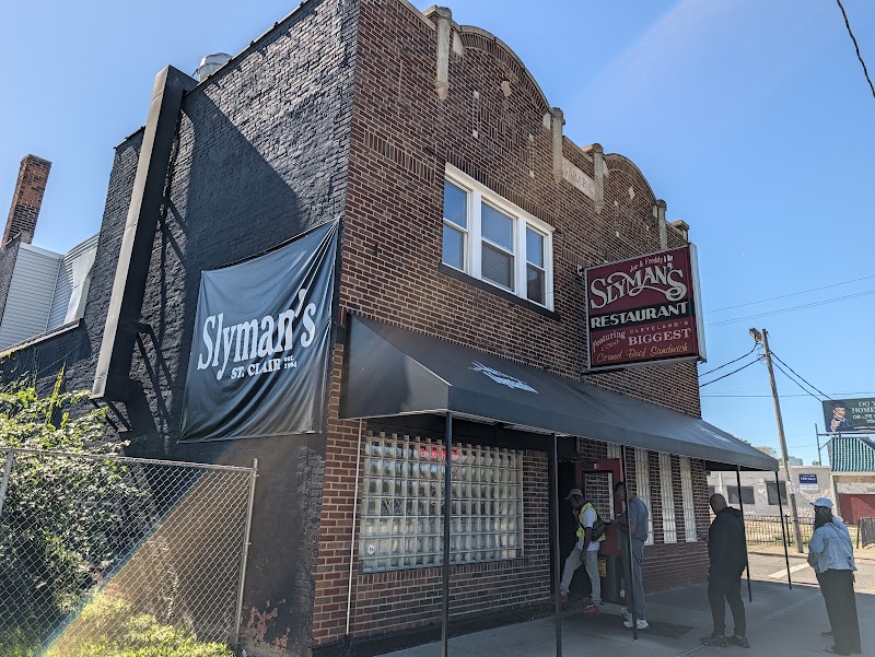 Food and interior photo 4 at Slyman's Restaurant and Deli in Cleveland