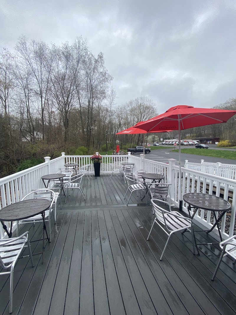 Mad River Creamery & Deli in Wolcott
