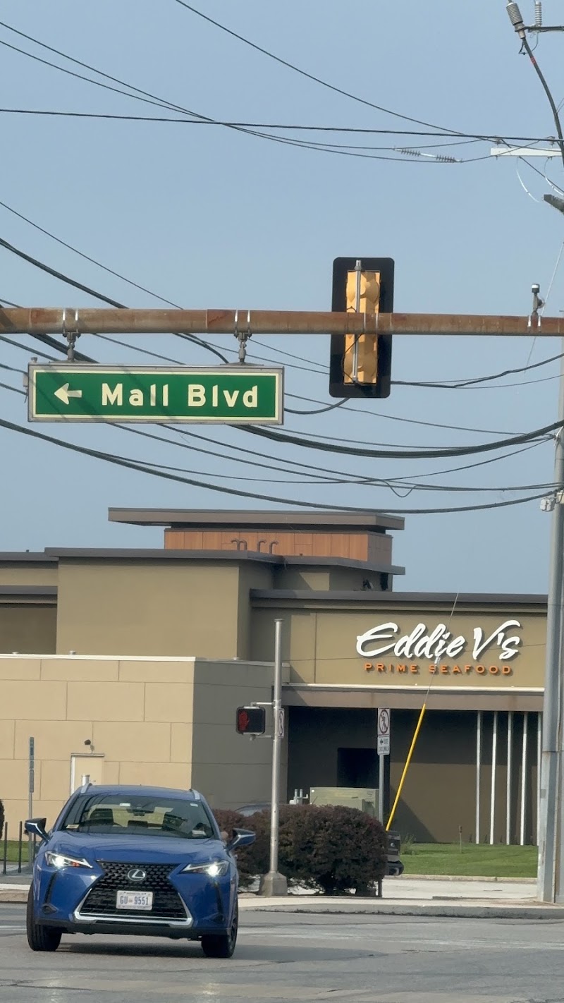 Food and interior photo 4 at Eddie V's Prime Seafood in King of Prussia