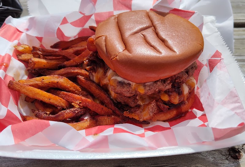 Food and interior photo 2 at 272 BBQ in Ephrata