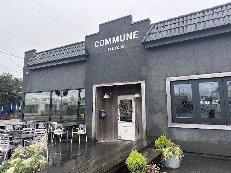 Food and interior photo 4 at Commune in Virginia Beach