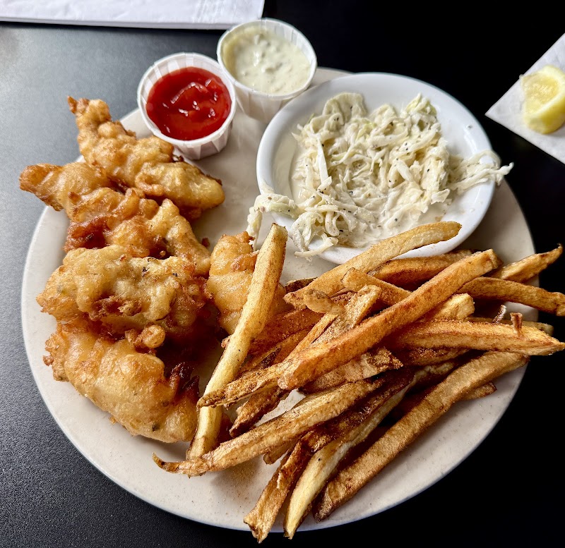 Food and interior photo 2 at Jake's On The Lake in Avon Lake