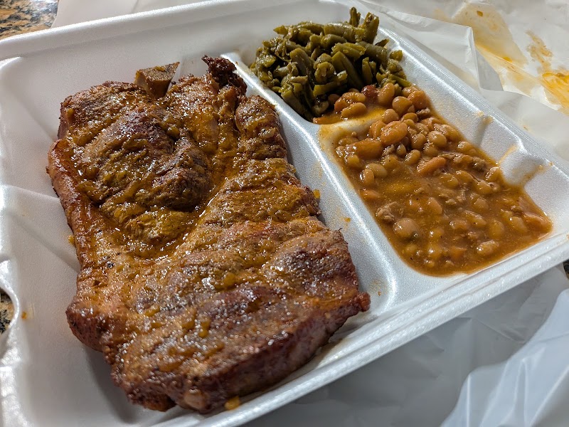 Food and interior photo 4 at In-Laws - Iowa, LA | Cajun in Iowa