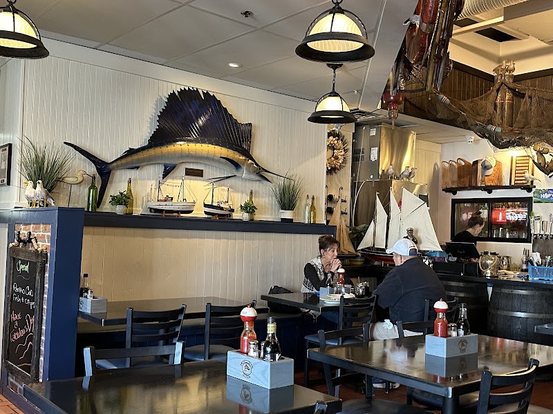 Food and interior photo 5 at Fresh Off the Hook in Boise