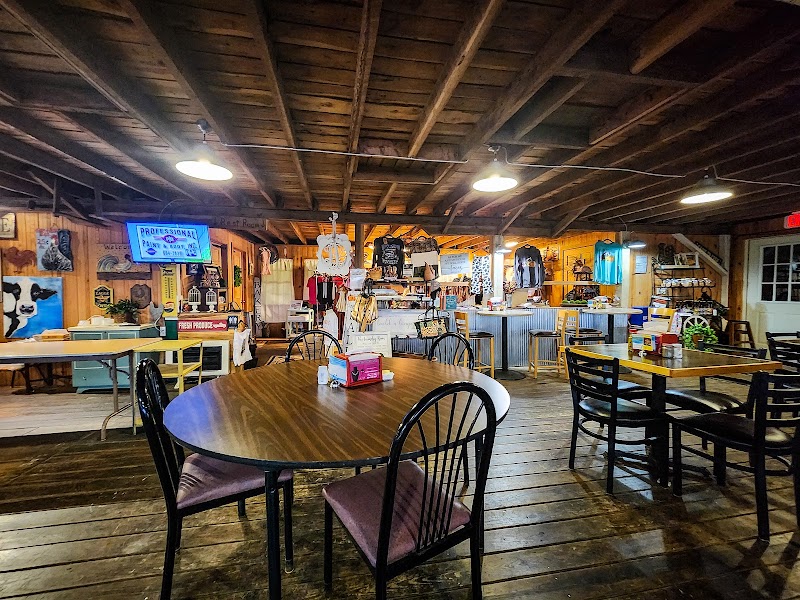Farm House Cafe in Thorsby