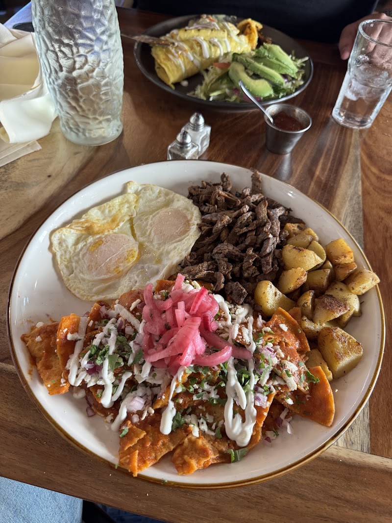 Food and interior photo 2 at Allende Cocina Mexicana in Milwaukee