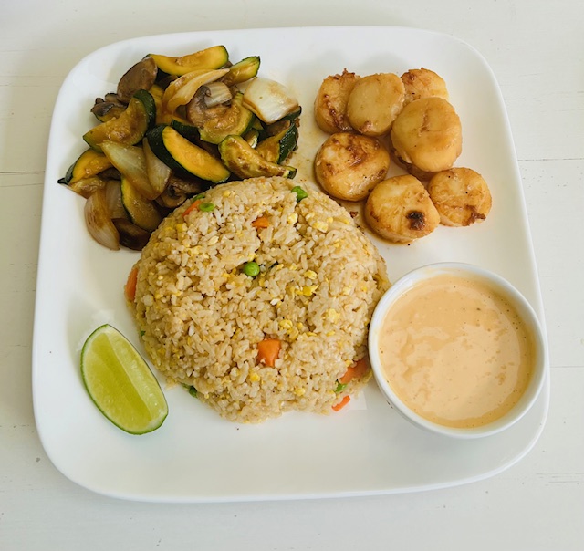 Food and interior photo 1 at Karen Thai Cuisine in Ottumwa