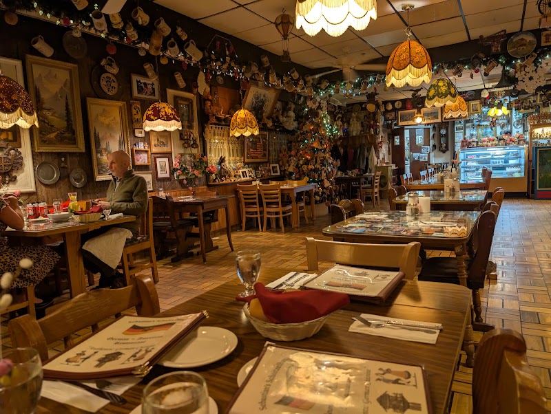 Food and interior photo 2 at Sebastian's Schnitzelhaus in Wrightstown
