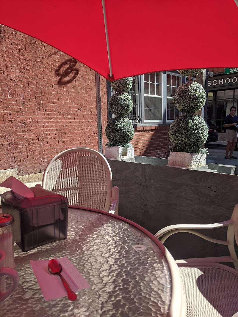 Theo's Cozy Corner Restaurant in Boston