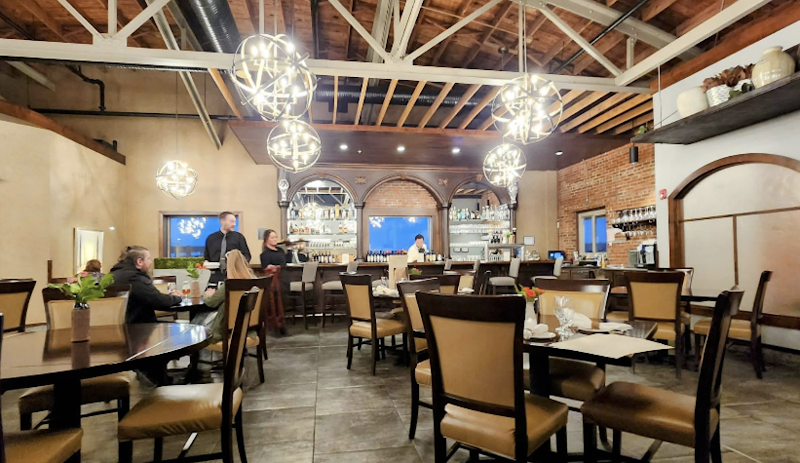 Food and interior photo 3 at Hudson & Essex in Mansfield