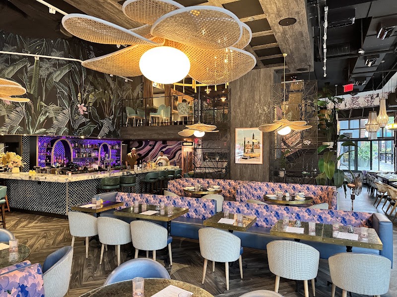 Food and interior photo 5 at Pink Tiger on the Wharf in Washington