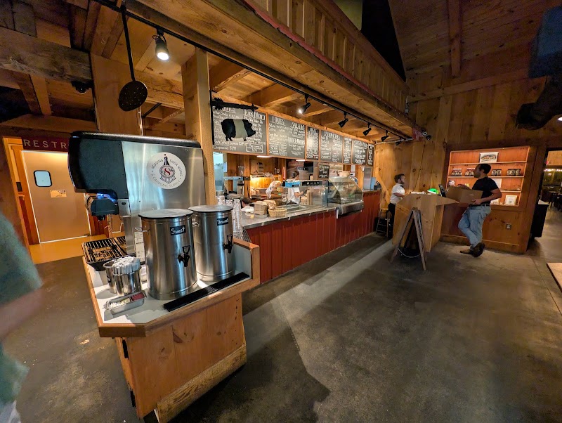 Food and interior photo 1 at Stampede Barbecue in Mohnton