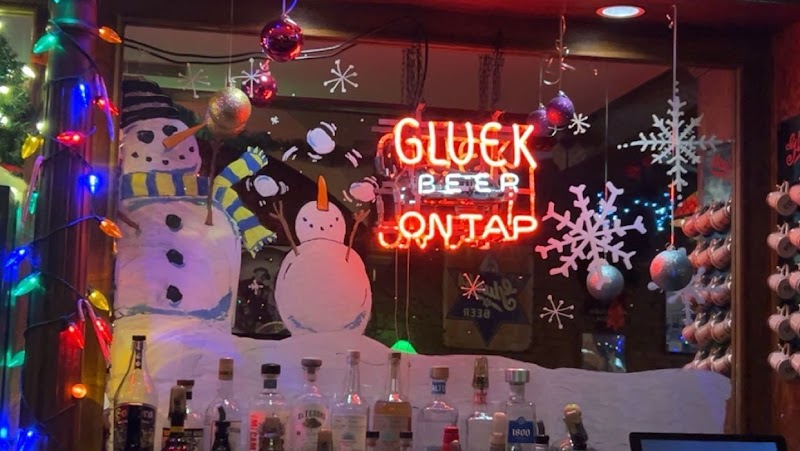Gluek's Restaurant & Bar in Minneapolis