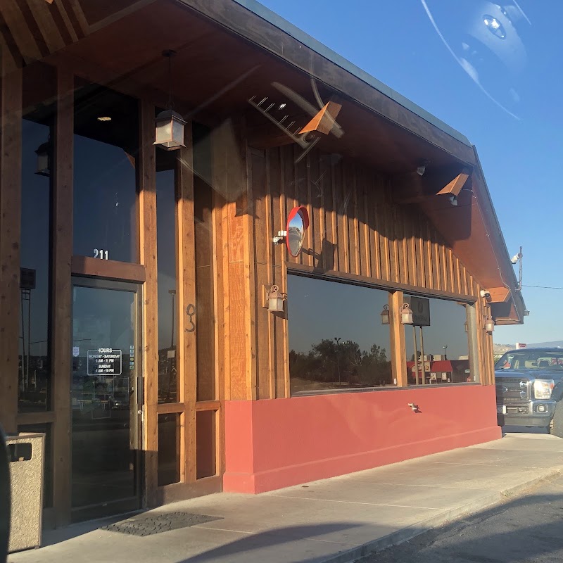 Hanging Five Restaurant in Butte