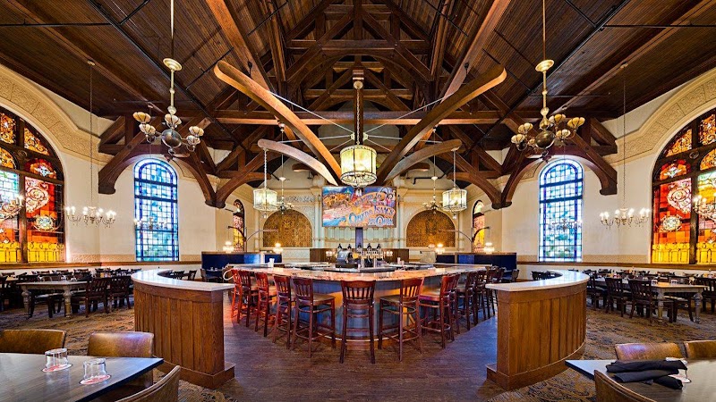 Obed & Isaac's Microbrewery and Eatery in Peoria