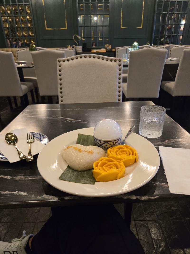 Food and interior photo 2 at Savoey Thai Eatery in Las Vegas